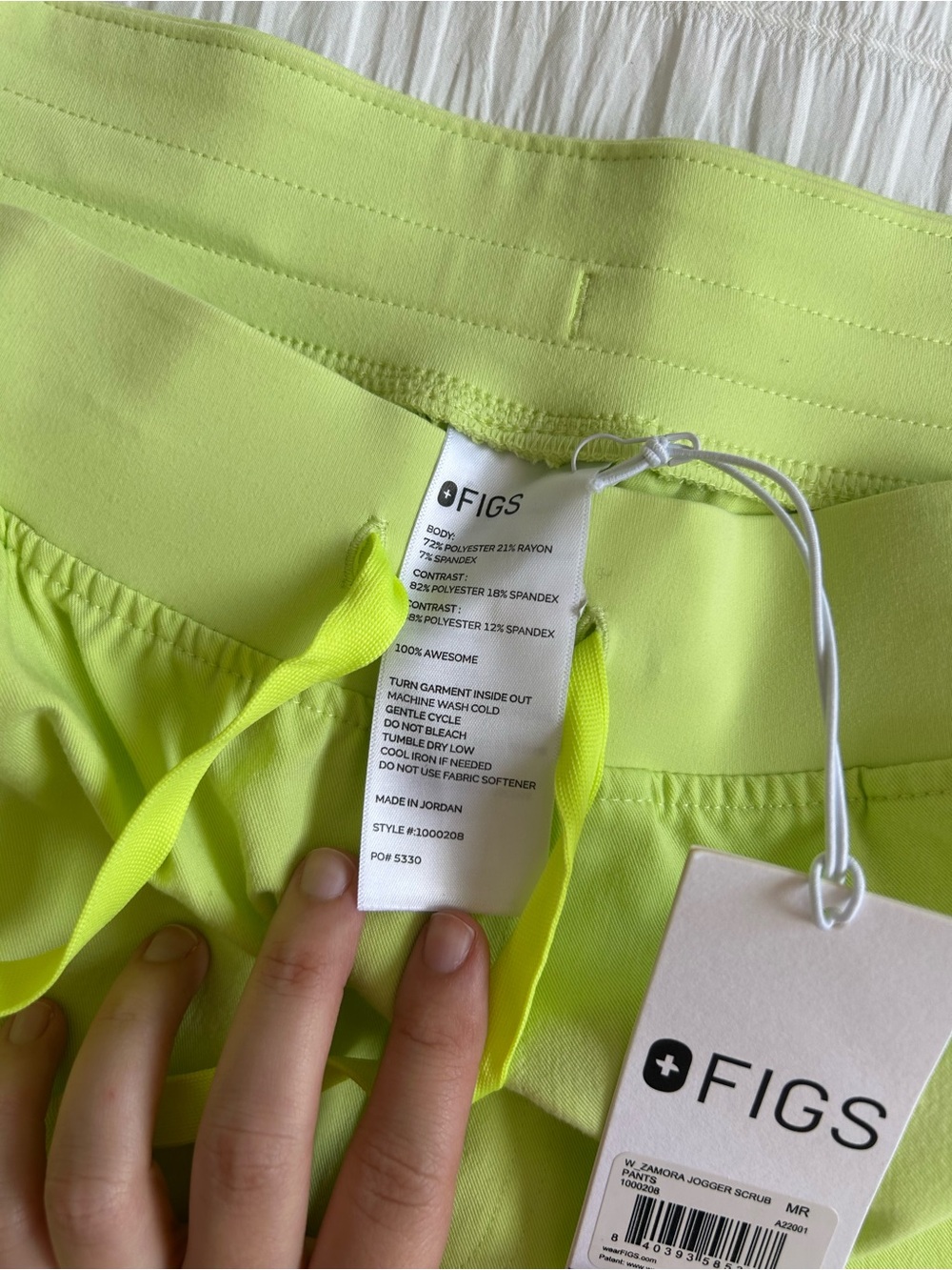 Figs Women’s Sea Mist Scrubs Set! - Picture 4 of 5